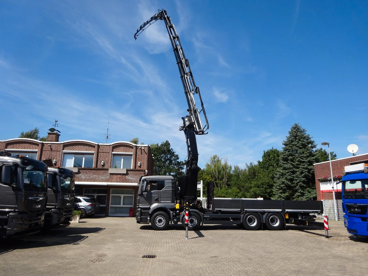 MAN 35.510 P+ 955 Effer jib Seilwind(100t Meterkran MAN 35.510 P+ 955 Effer jib Seilwind(100t Meterkran - Автоманипулятор, Грузовик бортовой/ Платформа: фото 1 MAN 35.510 P+ 955 Effer jib Seilwind(100t Meterkran MAN 35.510 P+ 955 Effer jib Seilwind(100t Meterkran - Автоманипулятор, Грузовик бортовой/ Платформа: фото 1