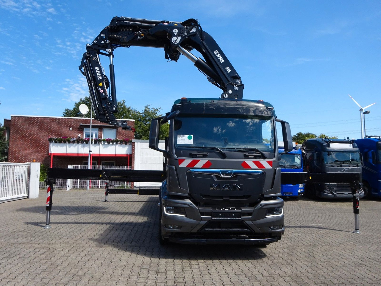 MAN 35.510 P+ 955 Effer jib Seilwind(100t Meterkran MAN 35.510 P+ 955 Effer jib Seilwind(100t Meterkran - Автоманипулятор, Грузовик бортовой/ Платформа: фото 2 MAN 35.510 P+ 955 Effer jib Seilwind(100t Meterkran MAN 35.510 P+ 955 Effer jib Seilwind(100t Meterkran - Автоманипулятор, Грузовик бортовой/ Платформа: фото 2