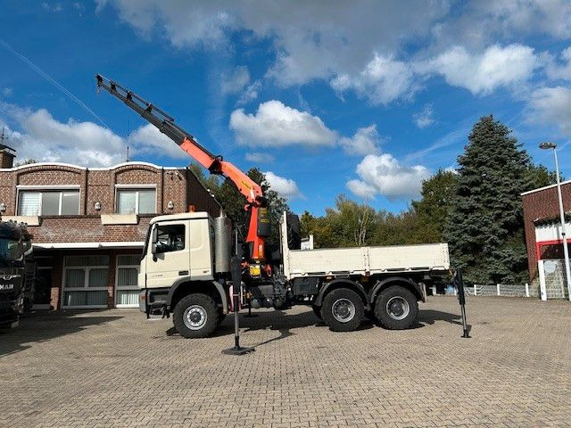 Mercedes-Benz 3344 Actros Pritsche + PK 34002 6x6 - Автоманипулятор: фото 3 Mercedes-Benz 3344 Actros Pritsche + PK 34002 6x6 - Автоманипулятор: фото 3