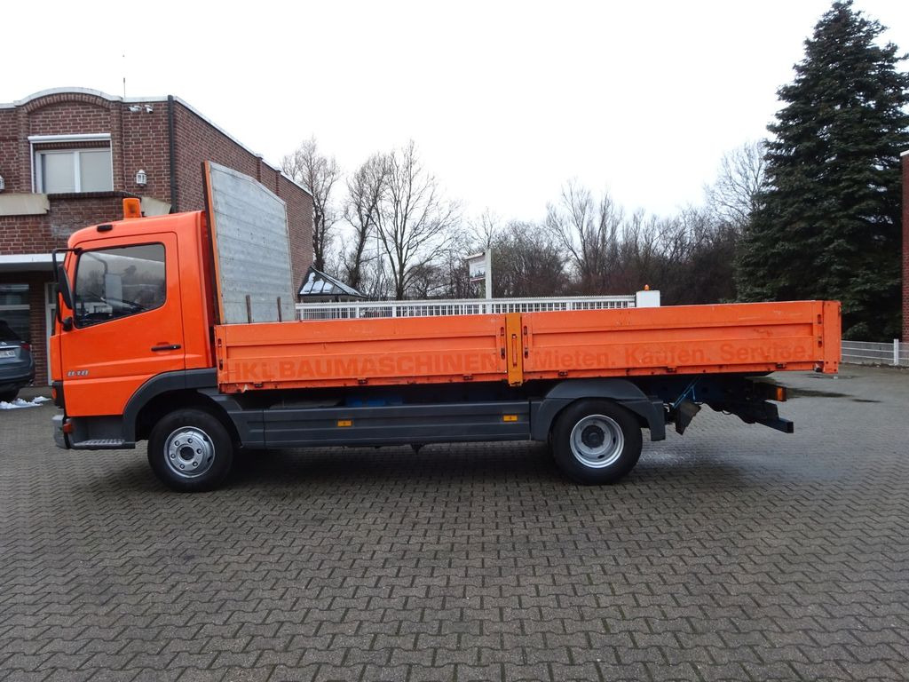 Mercedes-Benz 818 Atego Pritsche 4x2 - Малотоннажный бортовой грузовик: фото 1 Mercedes-Benz 818 Atego Pritsche 4x2 - Малотоннажный бортовой грузовик: фото 1