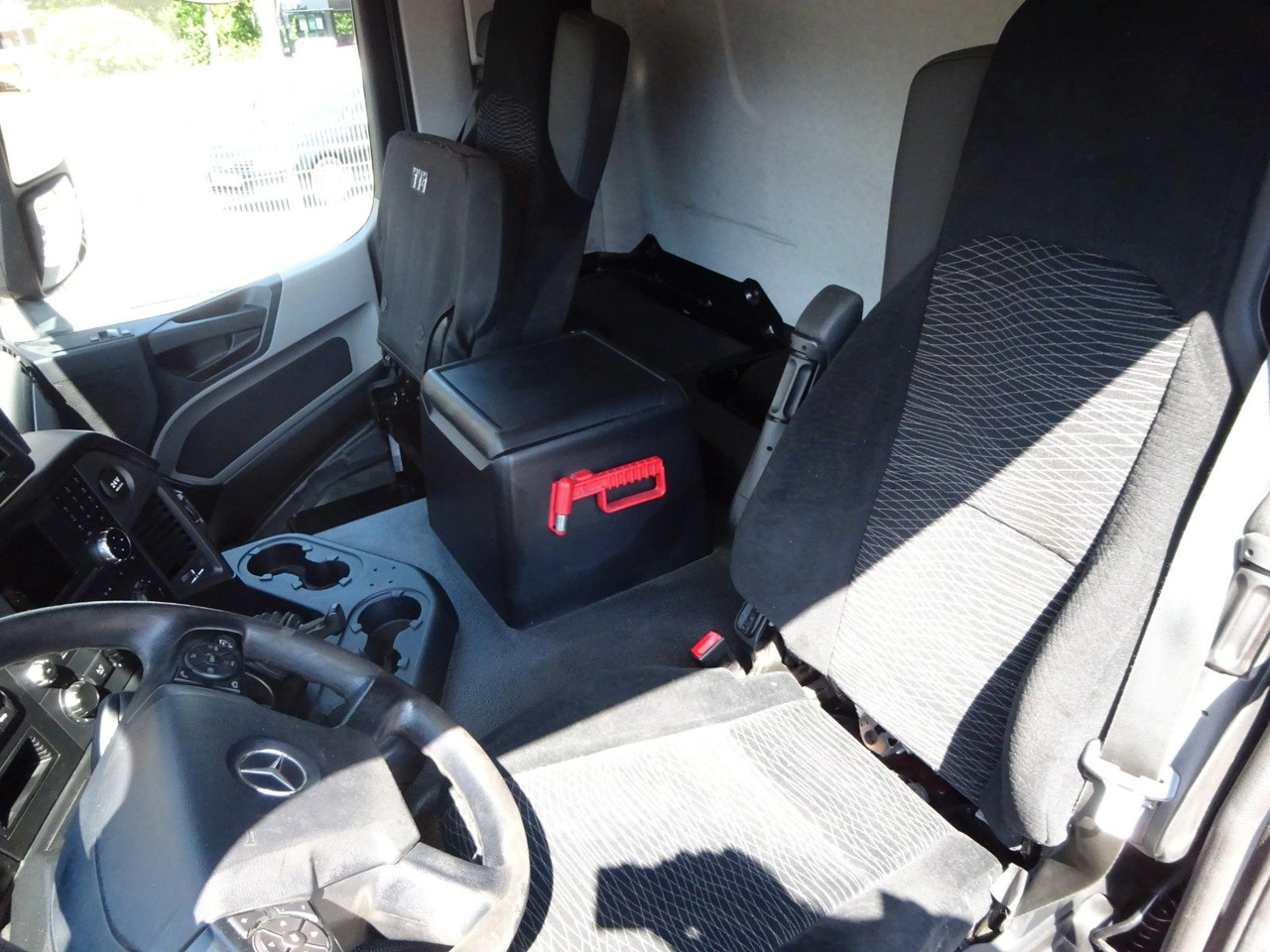 Крюковой мультилифт Mercedes-Benz Antos 2532 MEILLER Abroller Lift+Lenkachse 6x2: фото 18