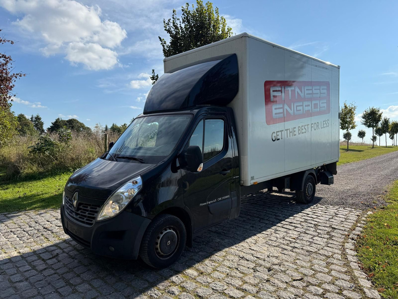 Renault Master III 2.3dCi box L:4,2 m x H:2,5m x B:2,2m - Малотоннажный бортовой грузовик: фото 2 Renault Master III 2.3dCi box L:4,2 m x H:2,5m x B:2,2m - Малотоннажный бортовой грузовик: фото 2