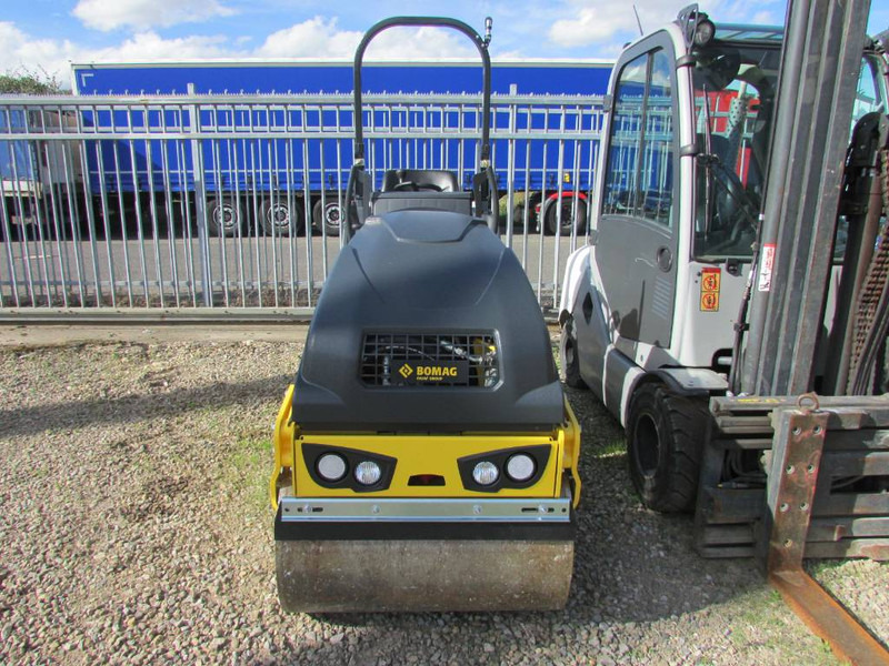 Bomag BW 90 AD-5 Walze / 22.000 EUR - Каток: фото 3 Bomag BW 90 AD-5 Walze / 22.000 EUR - Каток: фото 3