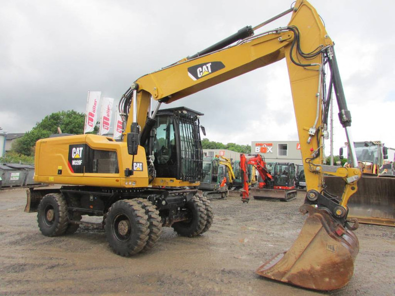 Cat M 320 F Mobilbagger 69.500 EUR / AC - Колёсный экскаватор: фото 3 Cat M 320 F Mobilbagger 69.500 EUR / AC - Колёсный экскаватор: фото 3