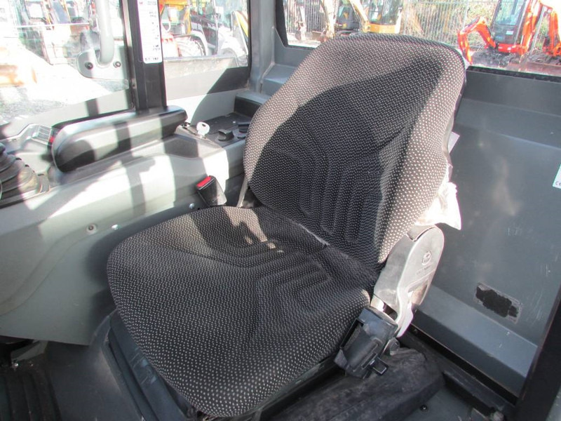 Kramer 5035 Radlader 25.500 EUR - Колёсный погрузчик: фото 5 Kramer 5035 Radlader 25.500 EUR - Колёсный погрузчик: фото 5