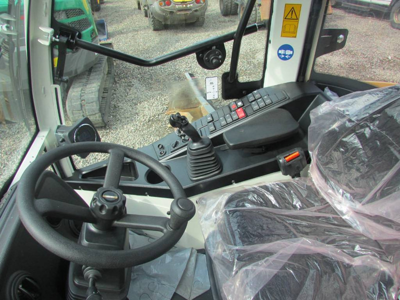 Новый Колёсный погрузчик Liebherr L 506 C Compact 47.000 EUR netto Radlader 506C: фото 12