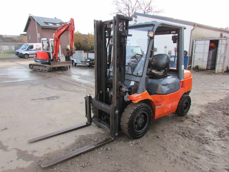 Дизельный погрузчик Toyota 62-7 FDF 30 Diesel Gabelstapler 10.500 EUR: фото 7 Дизельный погрузчик Toyota 62-7 FDF 30 Diesel Gabelstapler 10.500 EUR: фото 7