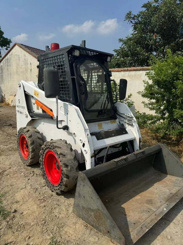 BOBCAT S16 - Мини-погрузчик с бортовым поворотом: фото 3 BOBCAT S16 - Мини-погрузчик с бортовым поворотом: фото 3
