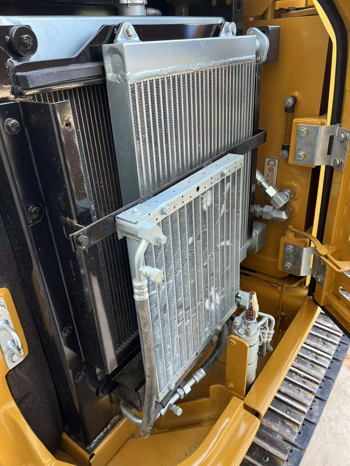 CATERPILLAR 305.5E2 - Мини-экскаватор: фото 4 CATERPILLAR 305.5E2 - Мини-экскаватор: фото 4