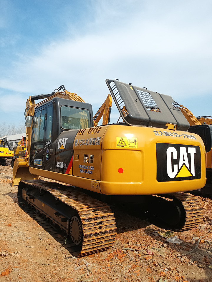 CATERPILLAR 320D2L - Гусеничный экскаватор: фото 4 CATERPILLAR 320D2L - Гусеничный экскаватор: фото 4