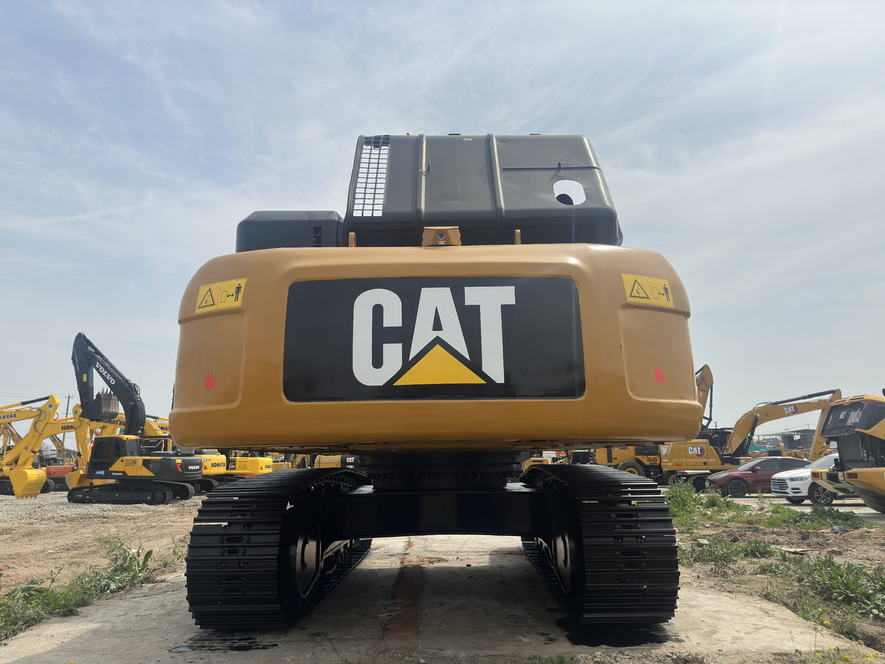 CATERPILLAR 330D2 - Гусеничный экскаватор: фото 3 CATERPILLAR 330D2 - Гусеничный экскаватор: фото 3