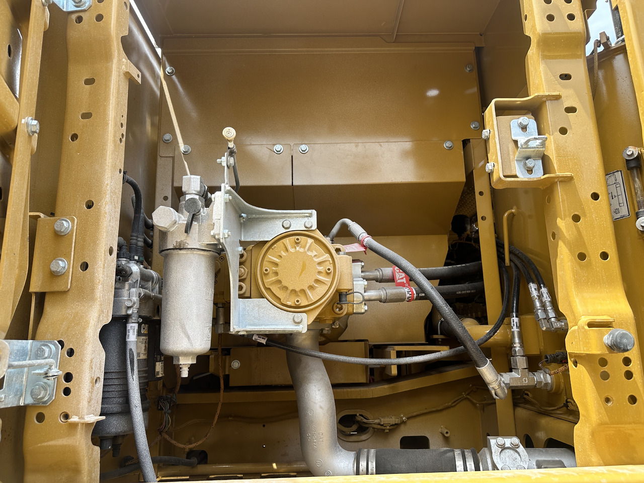 CATERPILLAR 330GC - Гусеничный экскаватор: фото 4 CATERPILLAR 330GC - Гусеничный экскаватор: фото 4