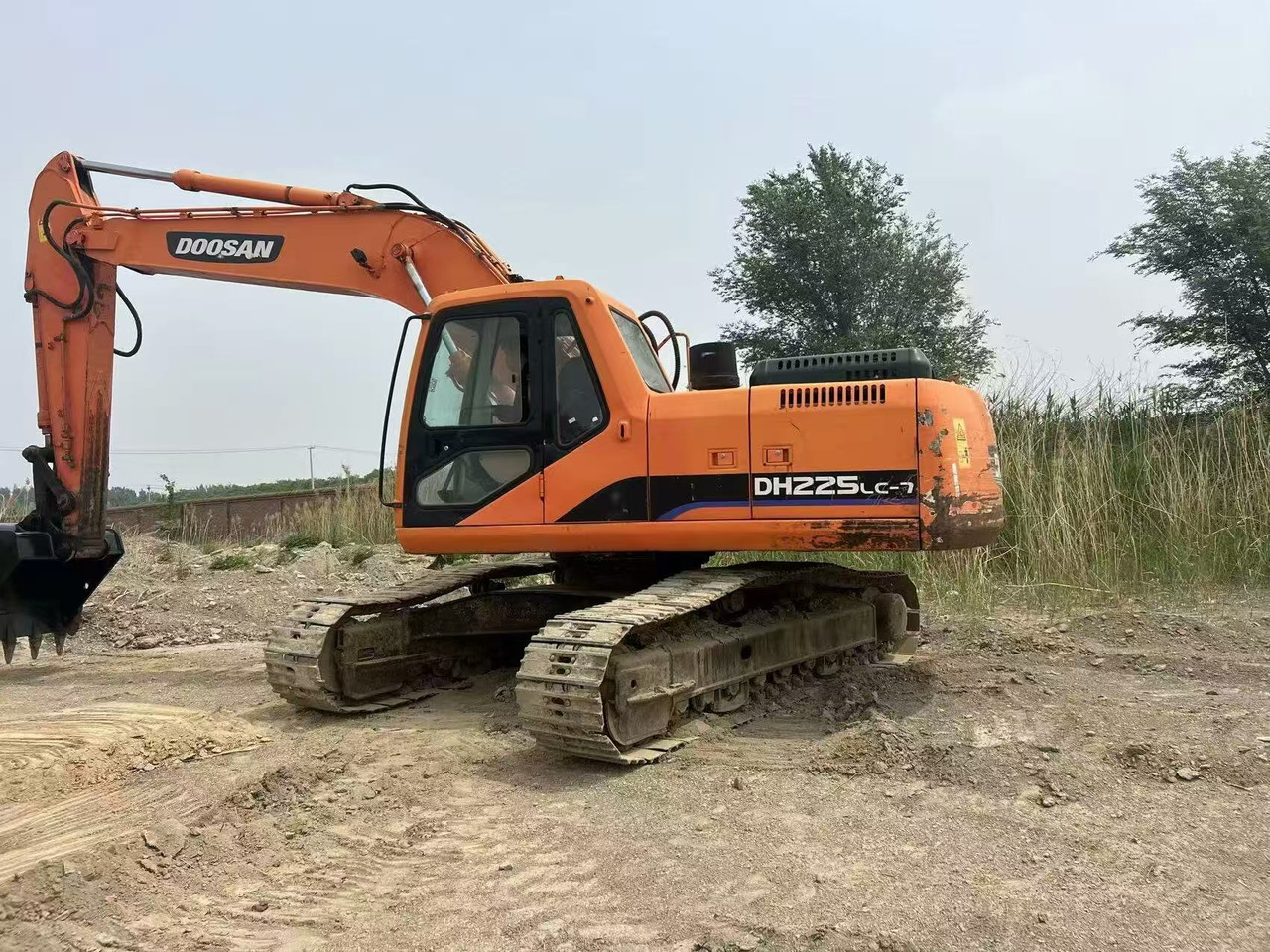 DOOSAN DH225LC-7 - Гусеничный экскаватор: фото 4 DOOSAN DH225LC-7 - Гусеничный экскаватор: фото 4