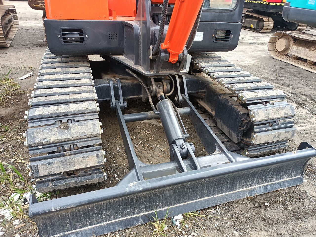 DOOSAN DH60-7 - Гусеничный экскаватор: фото 2 DOOSAN DH60-7 - Гусеничный экскаватор: фото 2