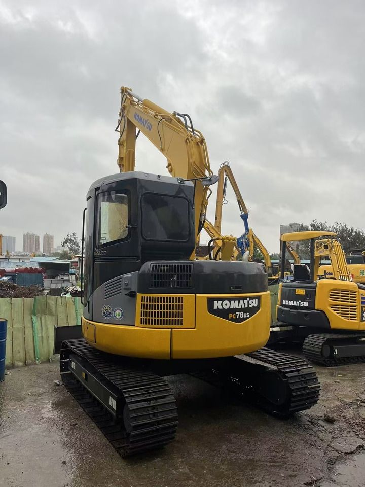 KOMATSU PC78US - Гусеничный экскаватор: фото 2 KOMATSU PC78US - Гусеничный экскаватор: фото 2