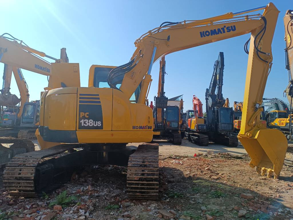 Komatsu PC 138US - Мини-экскаватор: фото 1 Komatsu PC 138US - Мини-экскаватор: фото 1