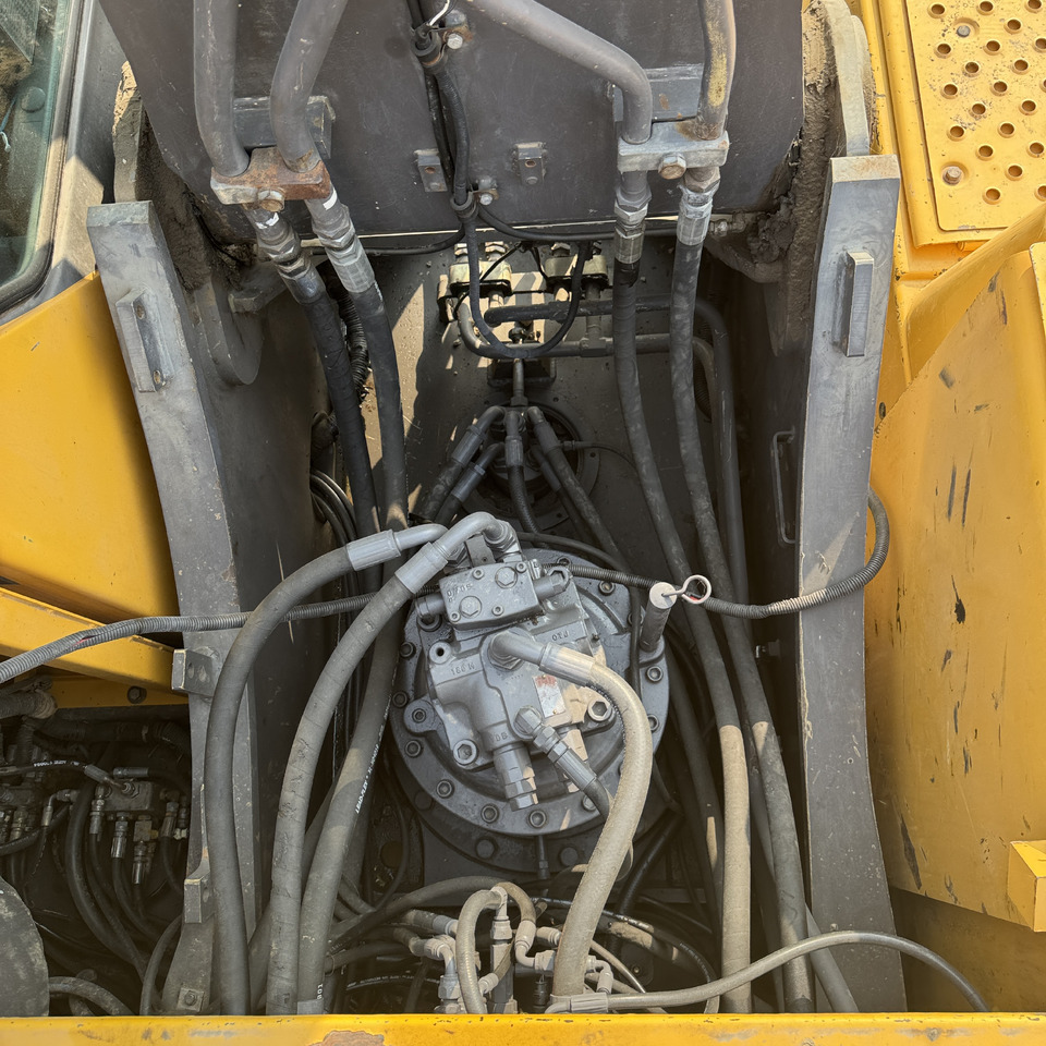 VOLVO EC240BLC - Гусеничный экскаватор: фото 4 VOLVO EC240BLC - Гусеничный экскаватор: фото 4