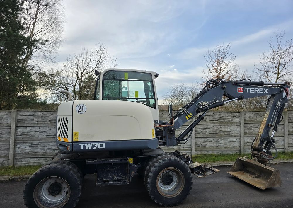 Terex - Колёсный экскаватор: фото 2 Terex - Колёсный экскаватор: фото 2