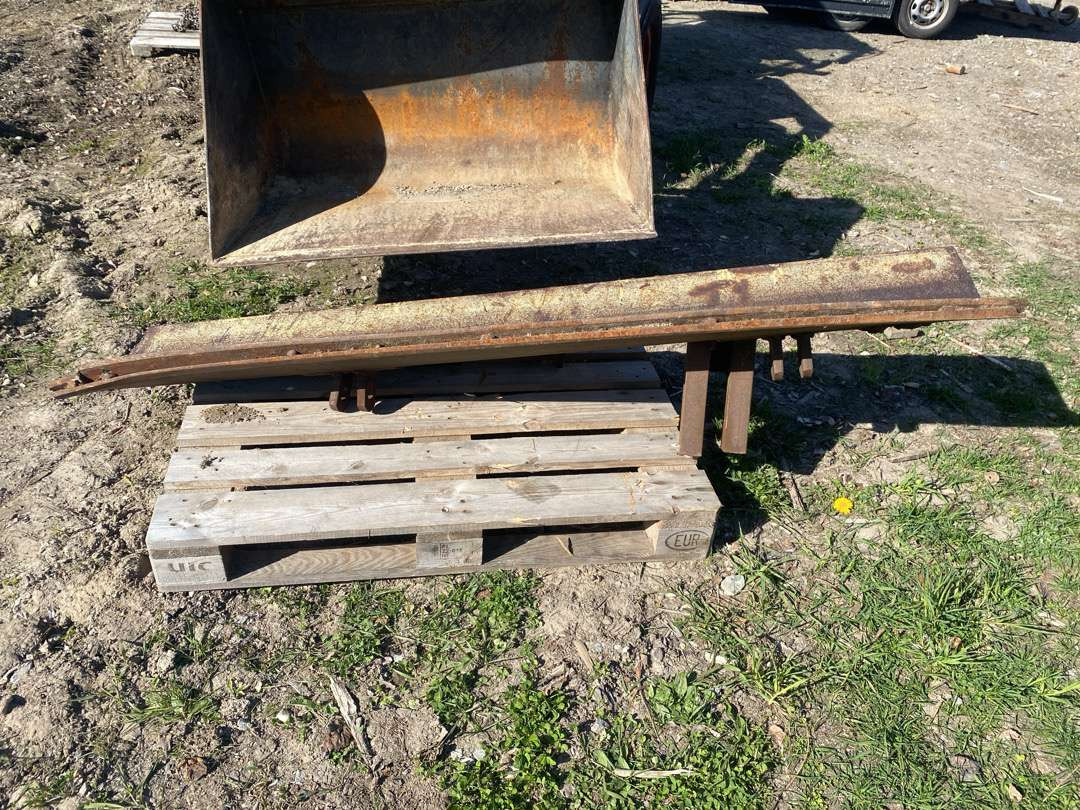 1975 Volvo BM T500 traktor med frontlaster - Трактор: фото 4 1975 Volvo BM T500 traktor med frontlaster - Трактор: фото 4