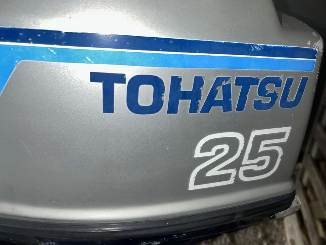 1993 Båtmotor Tohatsu 25 hk - Инструмент/ Оборудование: фото 5 1993 Båtmotor Tohatsu 25 hk - Инструмент/ Оборудование: фото 5