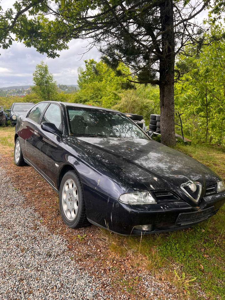 1999 Alfa Romeo 166 - Седан: фото 1 1999 Alfa Romeo 166 - Седан: фото 1