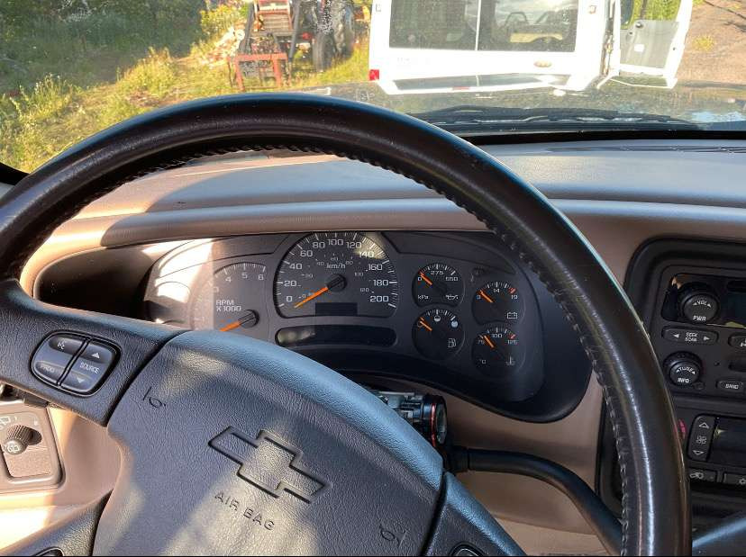 Внедорожник 2003 Chevrolet Tahoe: фото 16 Внедорожник 2003 Chevrolet Tahoe: фото 16