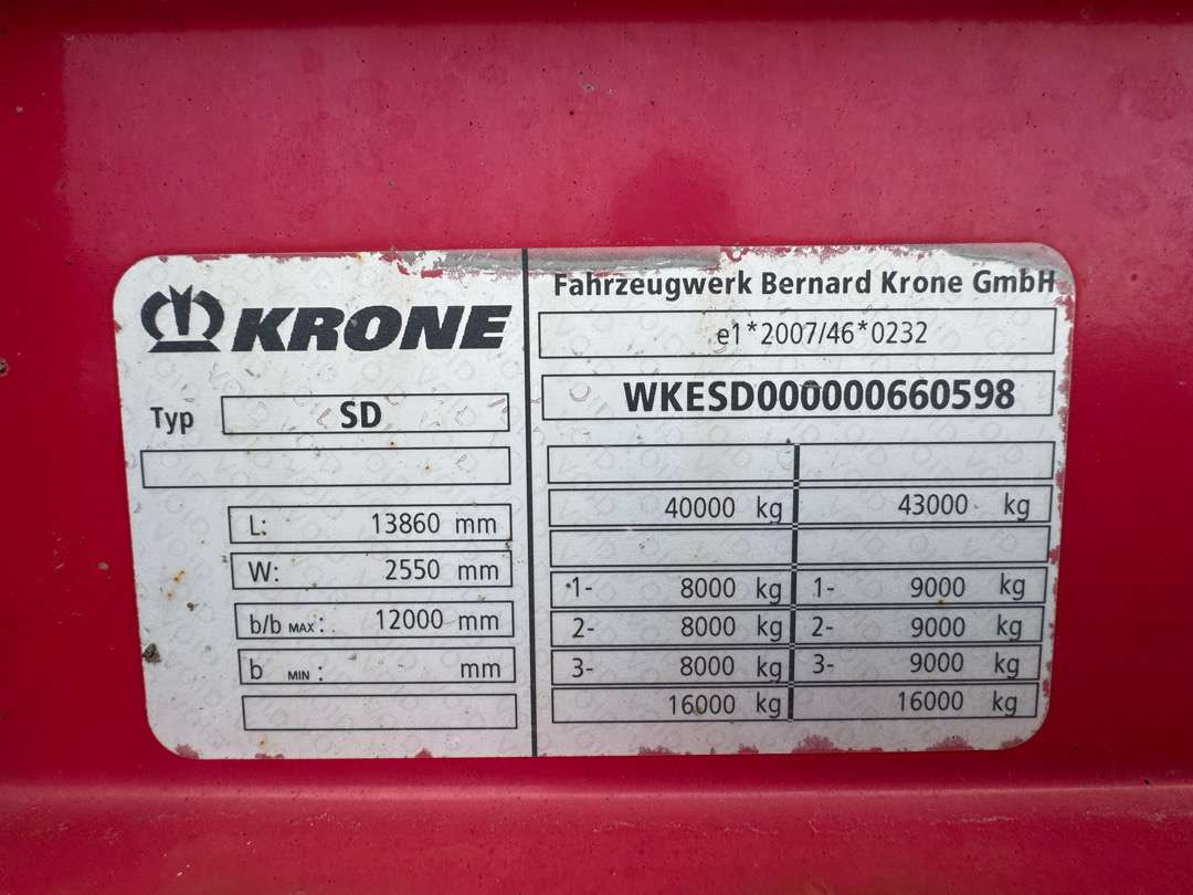 2015 KRONE Profi Line / MEGA / Curtain / Lifting roof - Тентованный полуприцеп: фото 5 2015 KRONE Profi Line / MEGA / Curtain / Lifting roof - Тентованный полуприцеп: фото 5