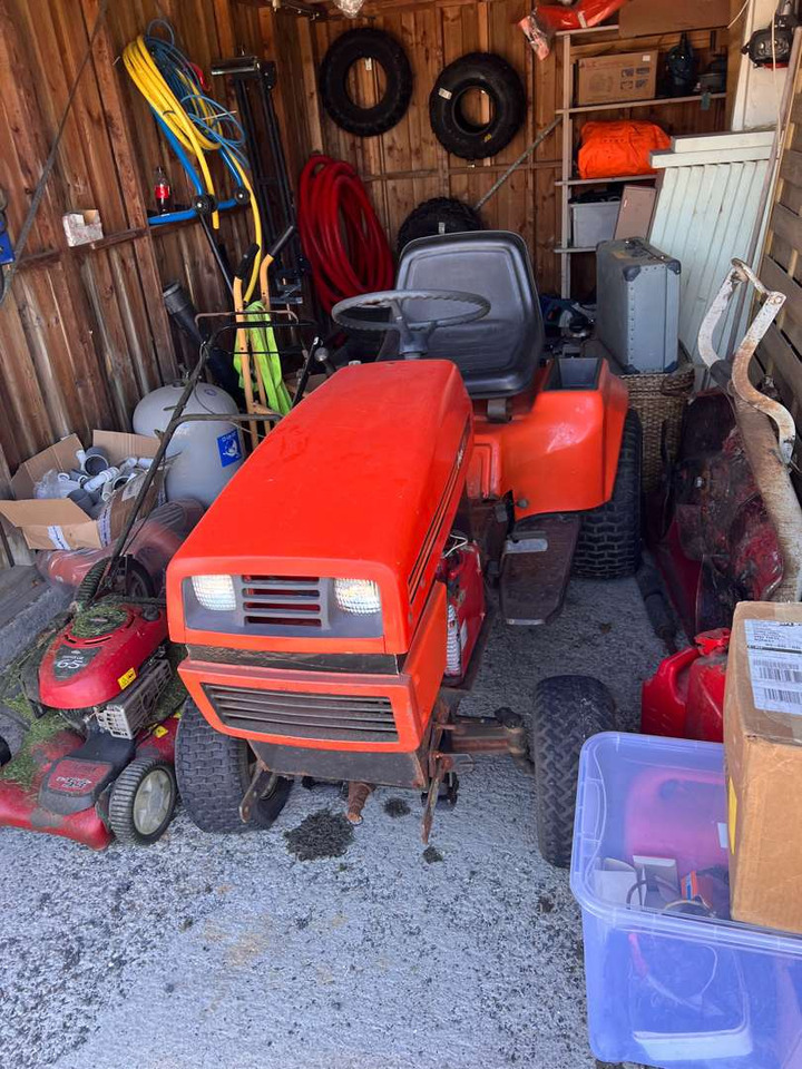 Ariens GT 17 Sitteklipper med kraftuttak (rep.-objekt) - Газонокосилка: фото 1 Ariens GT 17 Sitteklipper med kraftuttak (rep.-objekt) - Газонокосилка: фото 1