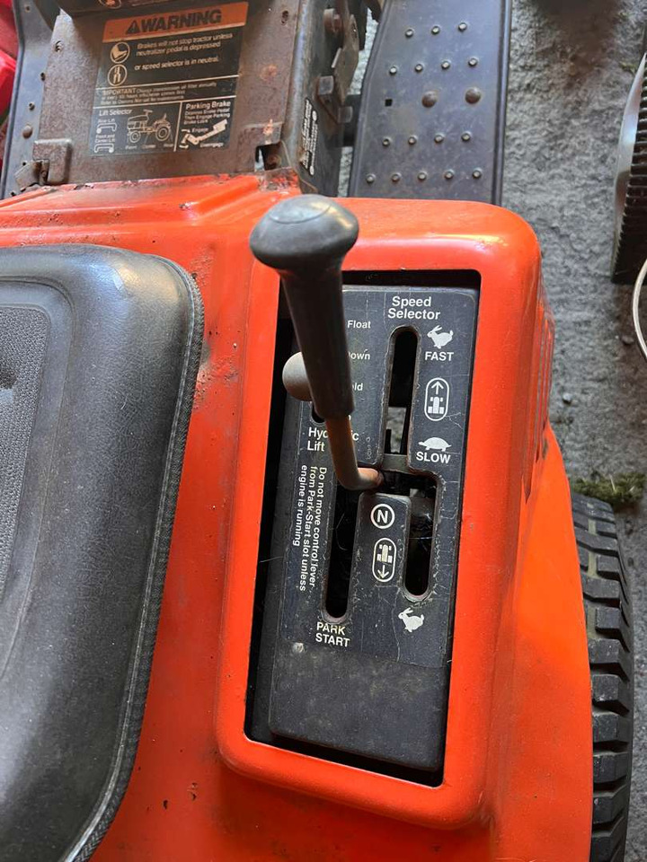 Ariens GT 17 Sitteklipper med kraftuttak (rep.-objekt) - Газонокосилка: фото 4 Ariens GT 17 Sitteklipper med kraftuttak (rep.-objekt) - Газонокосилка: фото 4