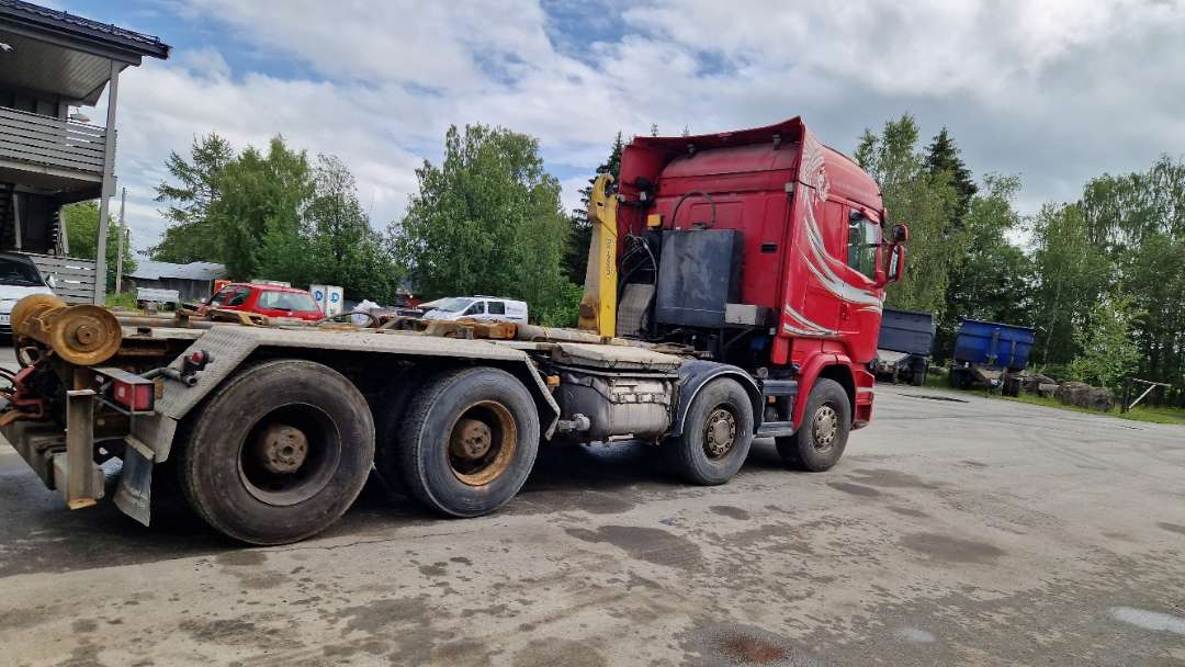 Крюковой мультилифт Scania R580 Brøytebil med sideplog og hydraulisk saltsystem: фото 10