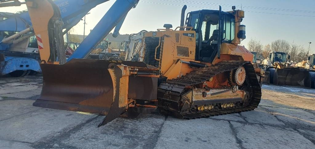 CAT D 6 N LGP - Бульдозер: фото 1 CAT D 6 N LGP - Бульдозер: фото 1