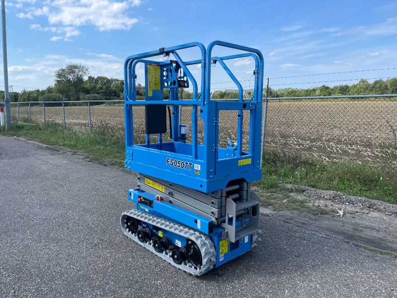 Fronteq FS0507T Tracked Scissor Lift | 2025 - Ножничный подъемник: фото 3 Fronteq FS0507T Tracked Scissor Lift | 2025 - Ножничный подъемник: фото 3