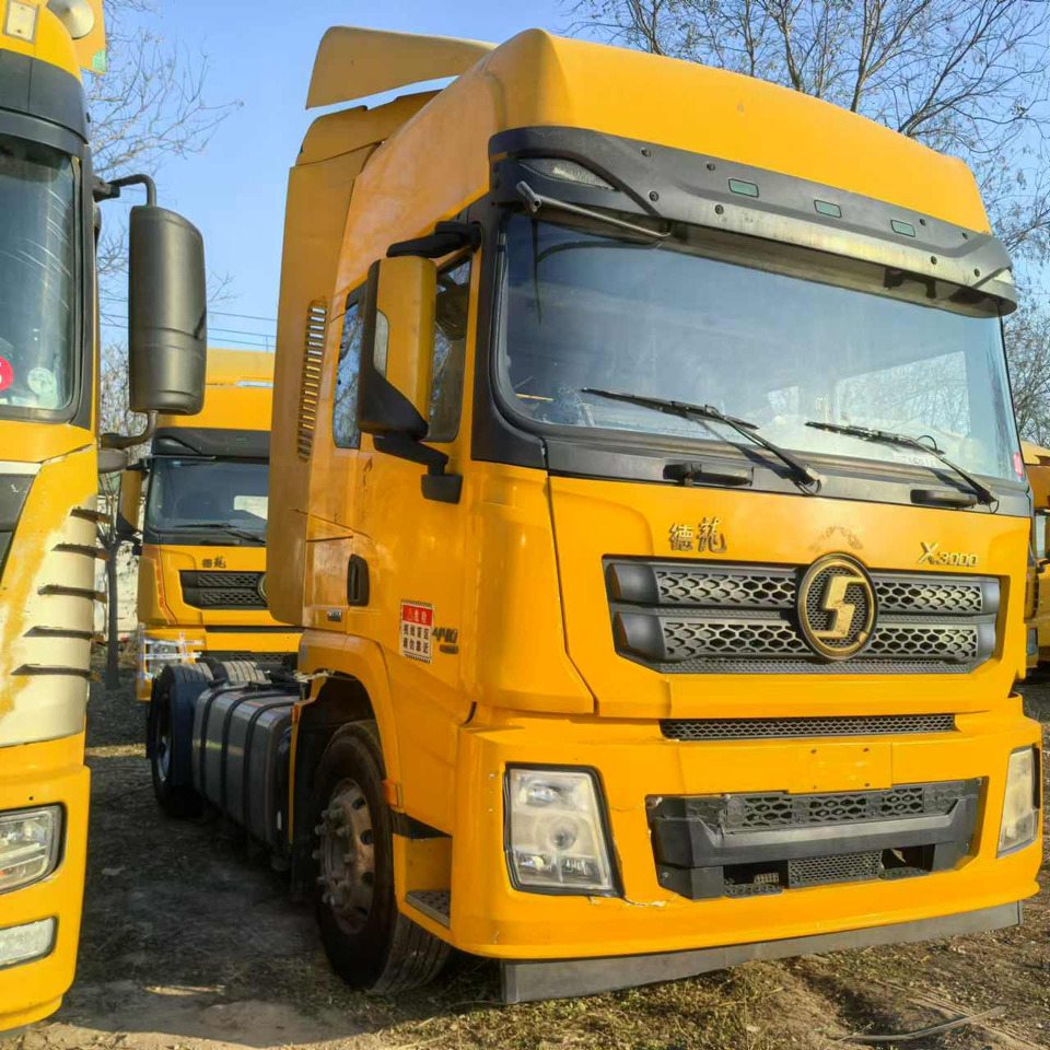 SHACMAN X3000 - Тягач: фото 1 SHACMAN X3000 - Тягач: фото 1