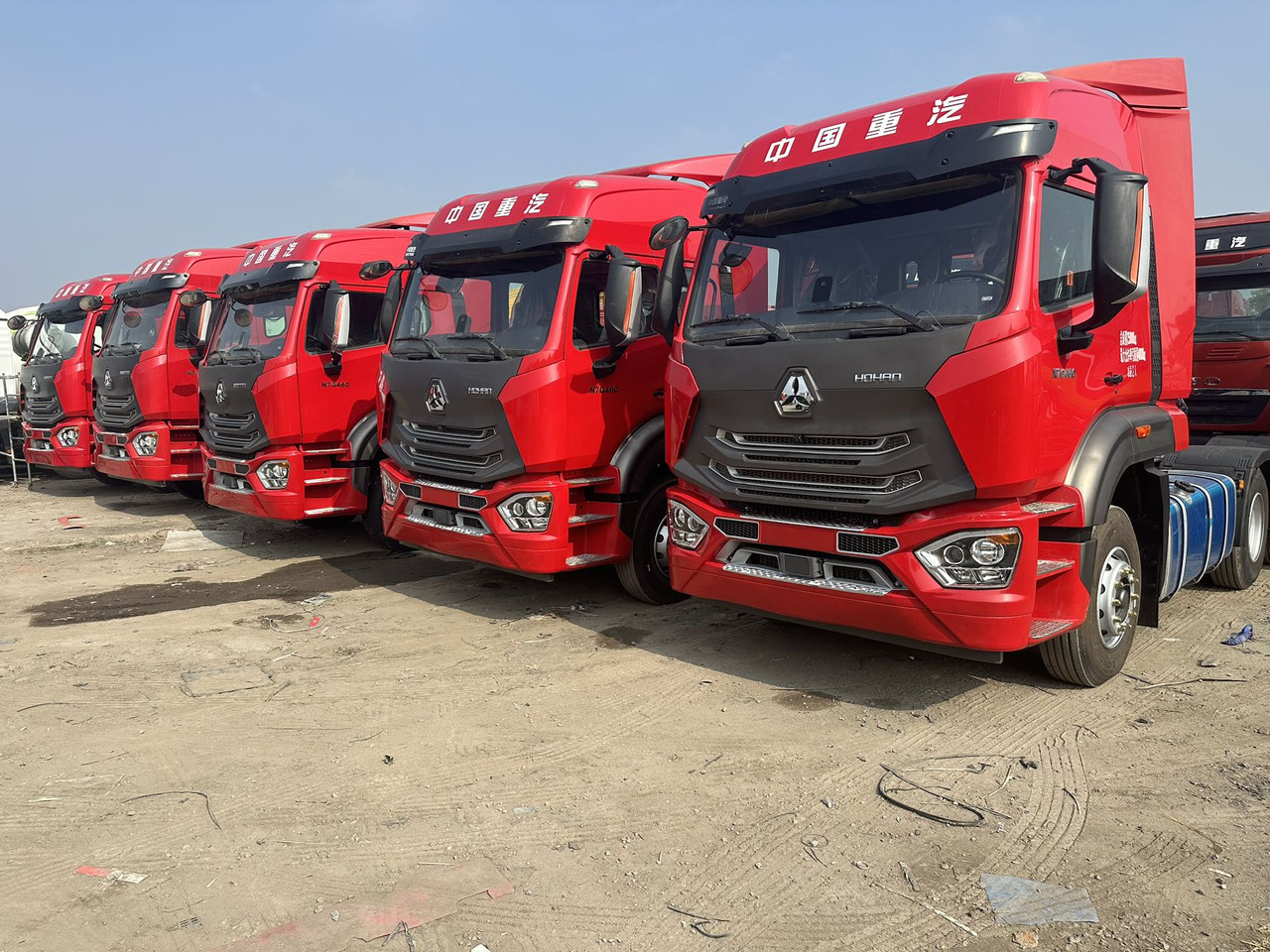 SINOTRUCK HAOHAN - Тягач: фото 1 SINOTRUCK HAOHAN - Тягач: фото 1