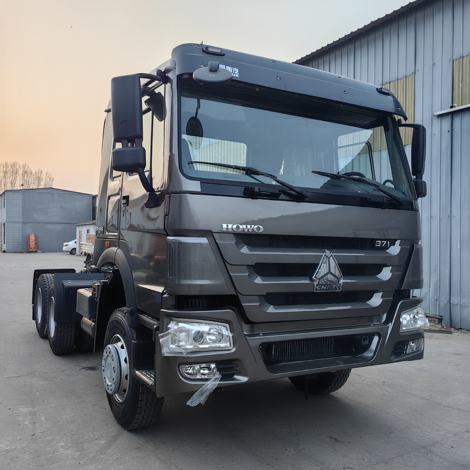 SINOTRUCK HOWO - Тягач: фото 3 SINOTRUCK HOWO - Тягач: фото 3