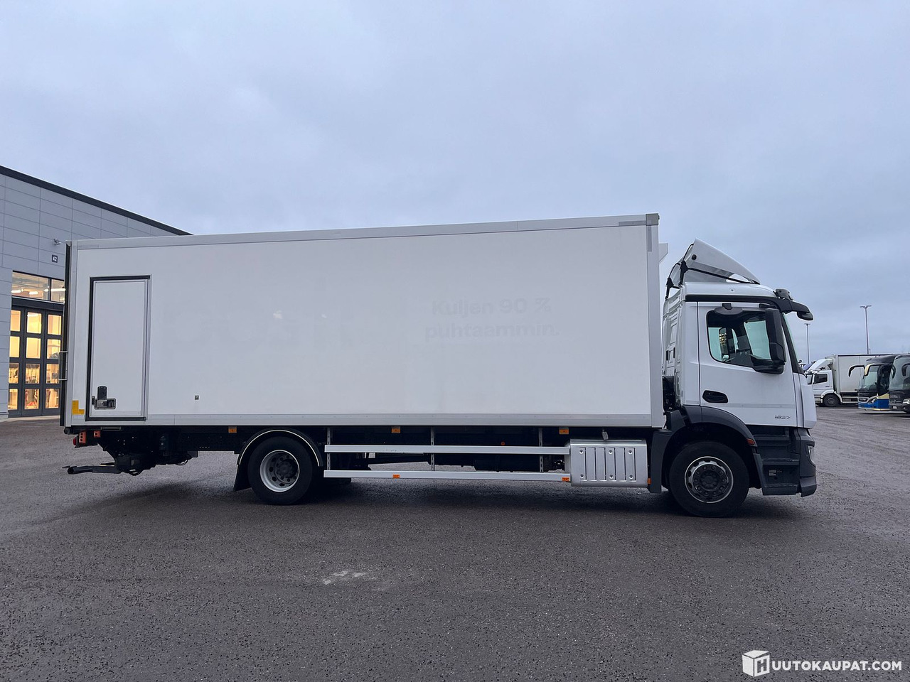 Mercedes-Benz Actros 1827, truck, full-side opening, 2022, Vantaa - Грузовик с закрытым кузовом: фото 5 Mercedes-Benz Actros 1827, truck, full-side opening, 2022, Vantaa - Грузовик с закрытым кузовом: фото 5