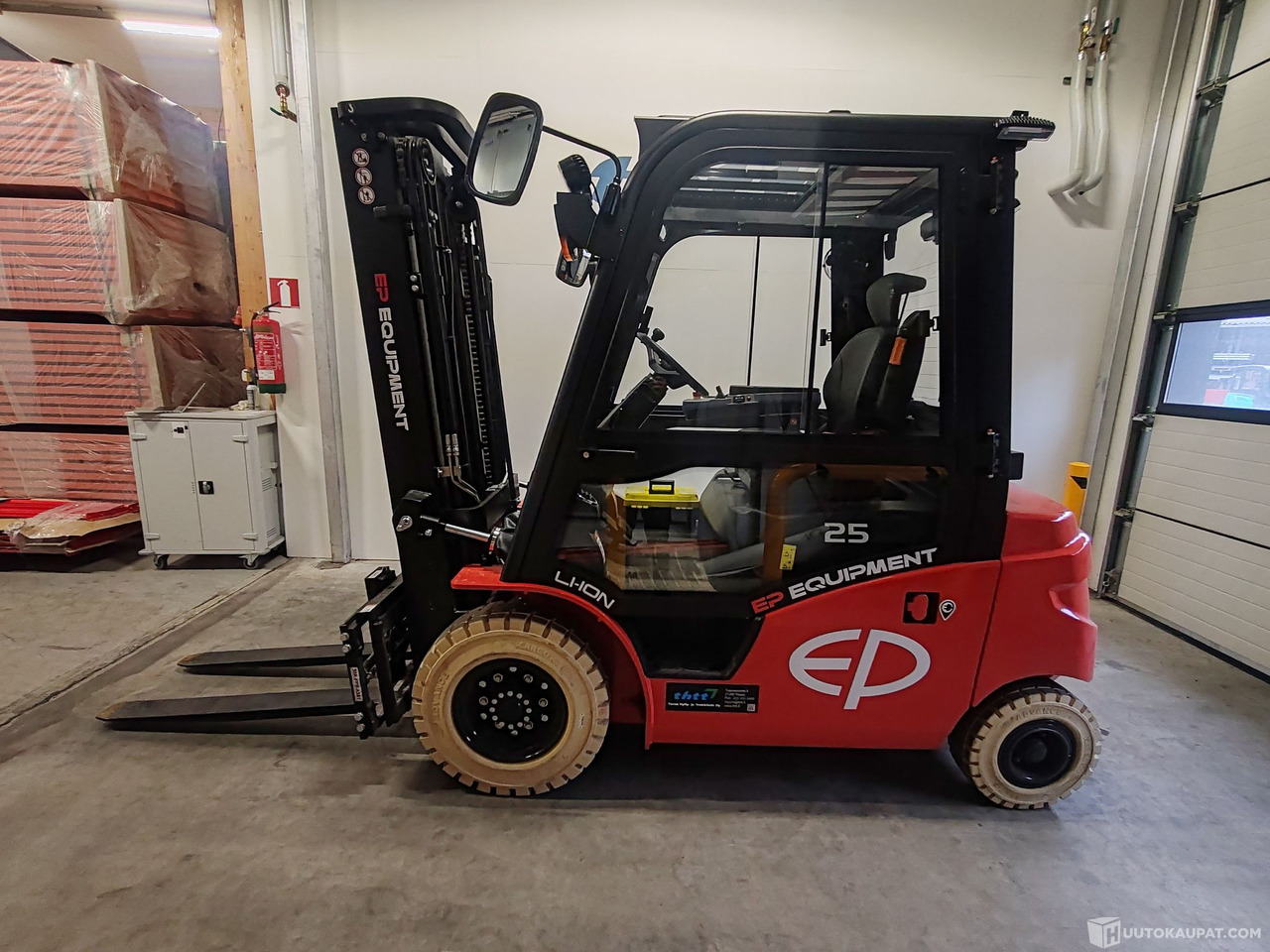 EP Equipment EFL253P sähkötrukki, 2025, Raisio - Строительная техника: фото 2 EP Equipment EFL253P sähkötrukki, 2025, Raisio - Строительная техника: фото 2