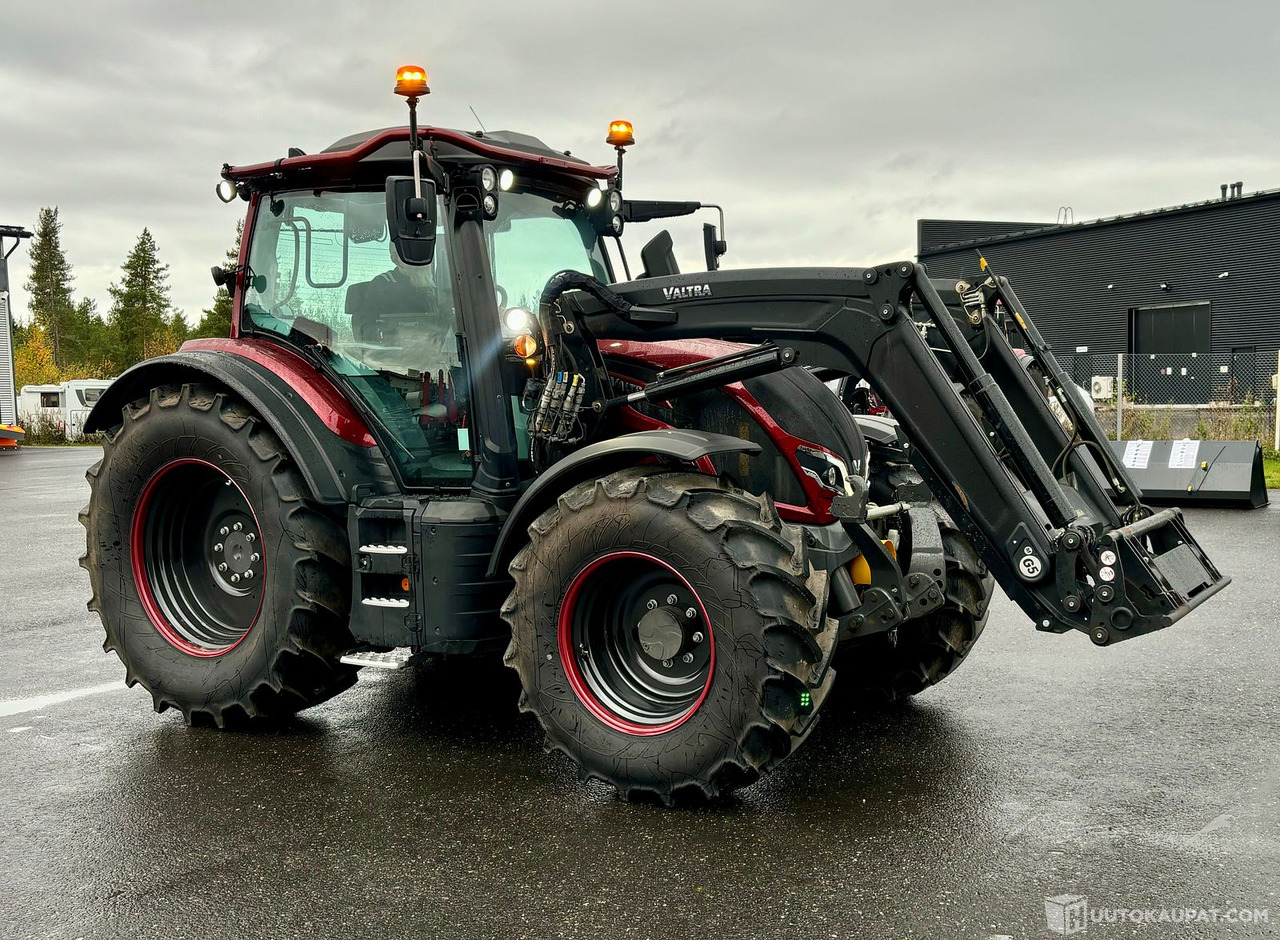 Valtra N175 traktori, 2024, vain 360h!! MTK25, Kempele - Трактор: фото 1 Valtra N175 traktori, 2024, vain 360h!! MTK25, Kempele - Трактор: фото 1