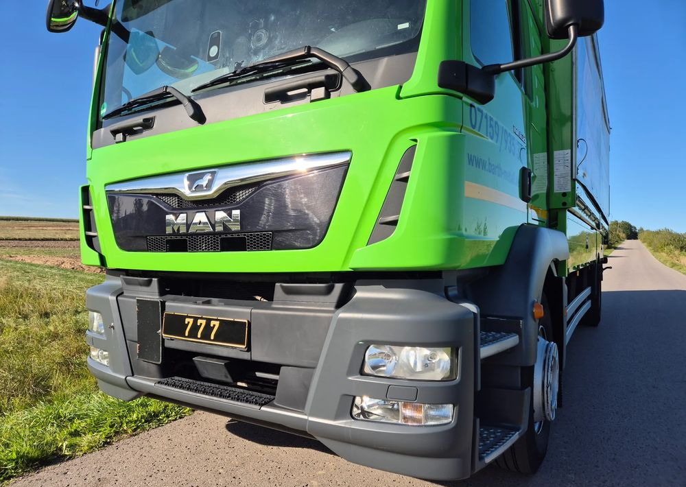 MAN Tgm 18.320 FULL SERWIS UNIKAT TOP ORYGINALNY PRZEBIEG z Niemiec AUTOMAT WINDA ACC Pirelli klima postojowa 18.250 18.290 15.250 15.290 15.320 - Тентованный грузовик: фото 3 MAN Tgm 18.320 FULL SERWIS UNIKAT TOP ORYGINALNY PRZEBIEG z Niemiec AUTOMAT WINDA ACC Pirelli klima postojowa 18.250 18.290 15.250 15.290 15.320 - Тентованный грузовик: фото 3