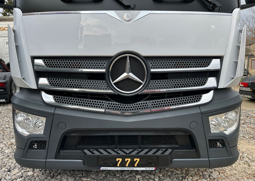 Рефрижератор Mercedes-Benz Antos 1824 CARRIER SUPRA 1150 DRZWI + winda i drzwi boczne / 7.7m / z Holandii / KLIMA LEKKI / Axor man Tgm T1000-R THERMO King: фото 19 Рефрижератор Mercedes-Benz Antos 1824 CARRIER SUPRA 1150 DRZWI + winda i drzwi boczne / 7.7m / z Holandii / KLIMA LEKKI / Axor man Tgm T1000-R THERMO King: фото 19