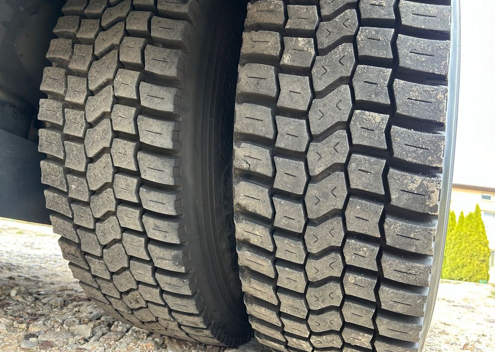 Рефрижератор Mercedes-Benz Antos 1824 CARRIER SUPRA 1150 DRZWI + winda i drzwi boczne / 7.7m / z Holandii / KLIMA LEKKI / Axor man Tgm T1000-R THERMO King: фото 20 Рефрижератор Mercedes-Benz Antos 1824 CARRIER SUPRA 1150 DRZWI + winda i drzwi boczne / 7.7m / z Holandii / KLIMA LEKKI / Axor man Tgm T1000-R THERMO King: фото 20