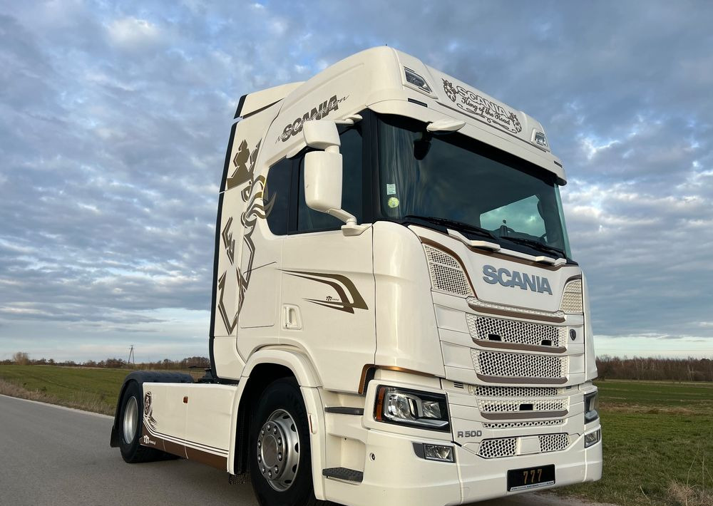 Scania R500 FULL AIR 2019 10x poduszki KLIMA POSTOJOWA / RETARDER / FULL SPOJLER / TOP STAN / od jedynego właściciela ! HYDRAULIKA spod beczki spożywczej ! / do wywrotu ruchomej podłogi beczki TOP TOP - Тягач: фото 3 Scania R500 FULL AIR 2019 10x poduszki KLIMA POSTOJOWA / RETARDER / FULL SPOJLER / TOP STAN / od jedynego właściciela ! HYDRAULIKA spod beczki spożywczej ! / do wywrotu ruchomej podłogi beczki TOP TOP - Тягач: фото 3