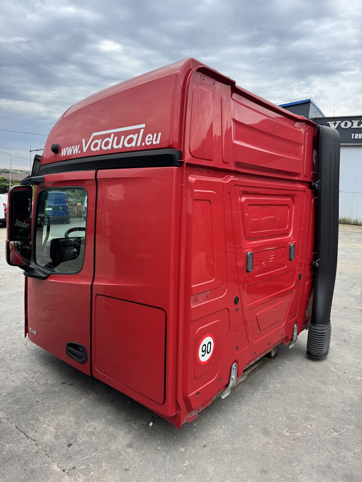 Mercedes-Benz ACTROS MP 4 2018 ROK truck - Кабина для Грузовиков: фото 4 Mercedes-Benz ACTROS MP 4 2018 ROK truck - Кабина для Грузовиков: фото 4