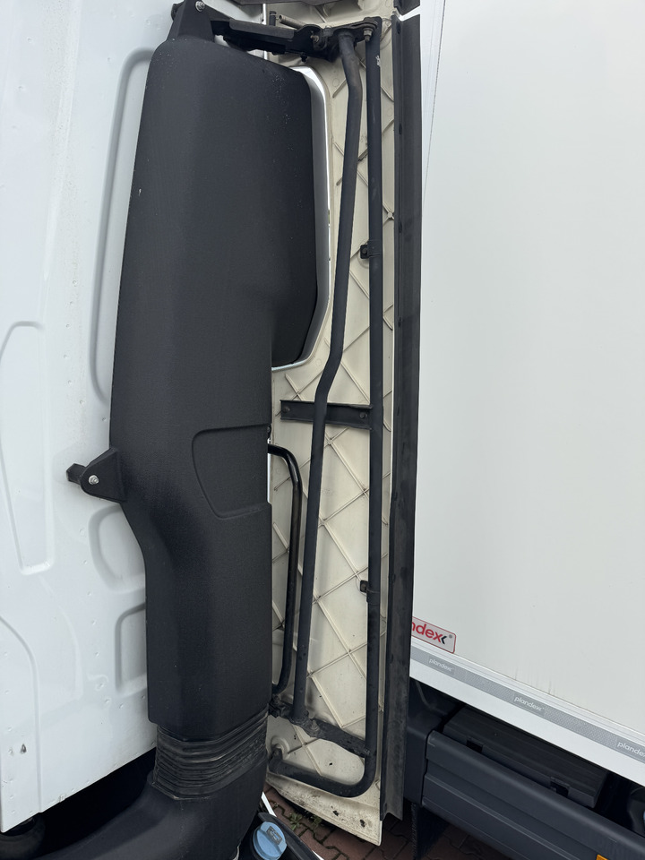 Ford F-Max Cargo - Кабина: фото 3 Ford F-Max Cargo - Кабина: фото 3