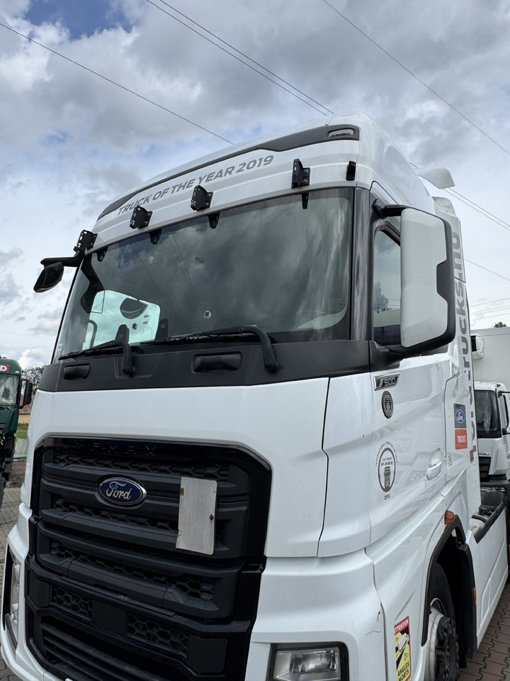 Ford F-Max - Кабина: фото 3 Ford F-Max - Кабина: фото 3