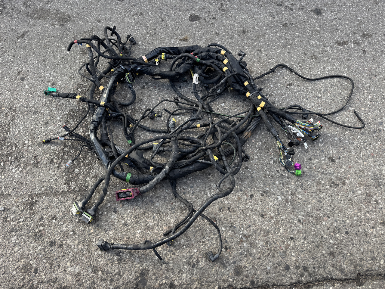 Ford F-Max - Электрическая система: фото 2 Ford F-Max - Электрическая система: фото 2