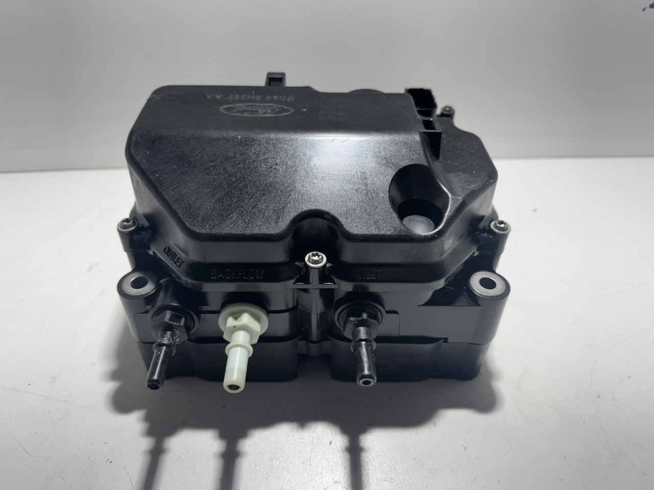 Ford F-Max Trucks Cargo - Бак для AdBlue: фото 4 Ford F-Max Trucks Cargo - Бак для AdBlue: фото 4