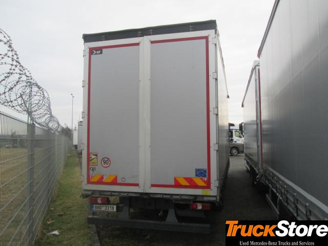 Mercedes-Benz Atego 1227 L - Грузовик с закрытым кузовом: фото 2 Mercedes-Benz Atego 1227 L - Грузовик с закрытым кузовом: фото 2
