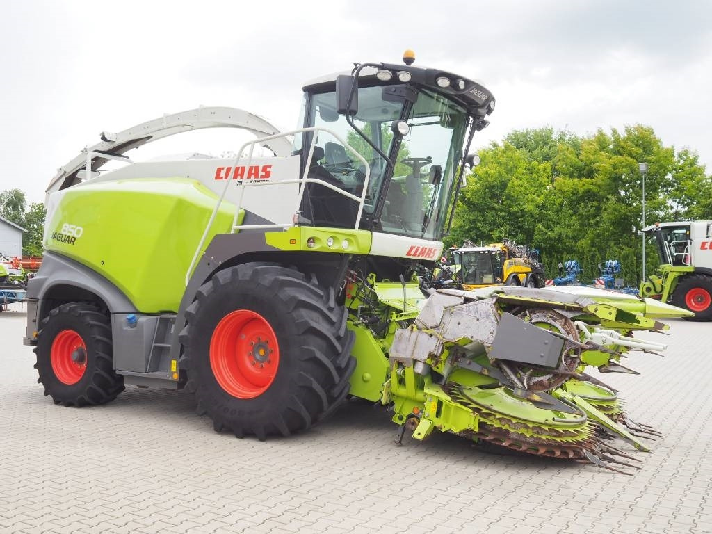 Claas Jaguar 850 + Orbis 450 - Кормоуборочный комбайн: фото 4 Claas Jaguar 850 + Orbis 450 - Кормоуборочный комбайн: фото 4