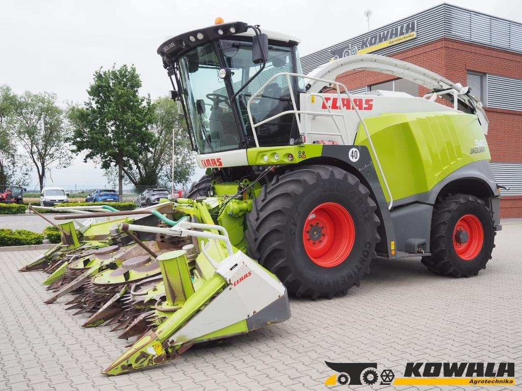 Claas Jaguar 940 4WD + Orbis 600 SD - Кормоуборочный комбайн: фото 1 Claas Jaguar 940 4WD + Orbis 600 SD - Кормоуборочный комбайн: фото 1